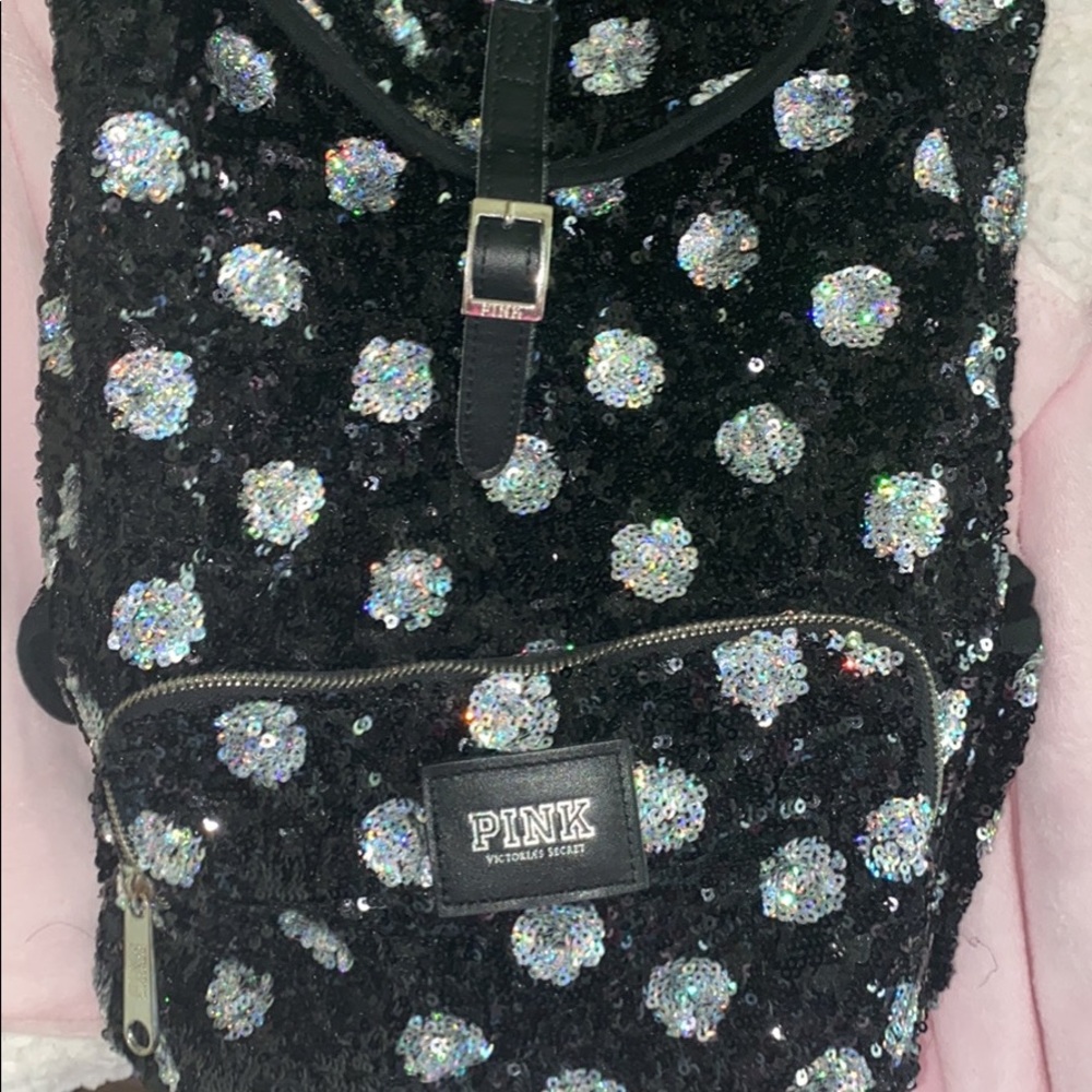 EUC VS Pink backpack